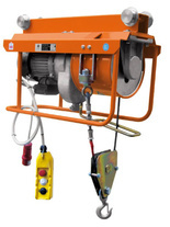 Wciągarka budowlana elektryczna (udźwig: 1800 kg, długość liny: 25m, moc: 2,8 kW) 47681807