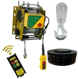 Zestaw: Elektryczna 500kg/40m bezprzewodowa wciągarka linowa Tretos Military TR-50040 + do wyboru: ramię robocze przykręcane do wciągarki 82221